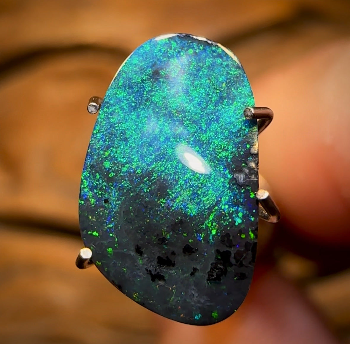 2.15cts - Queensland Boulder Seam Opal