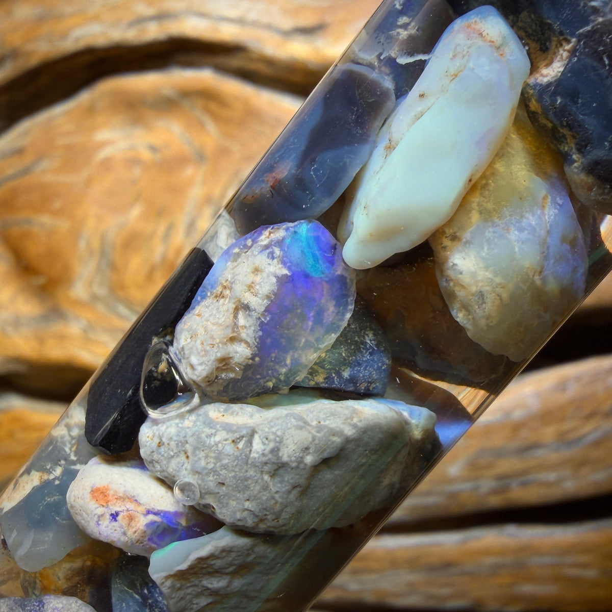 118.9cts - Lightning Ridge Opal Vial