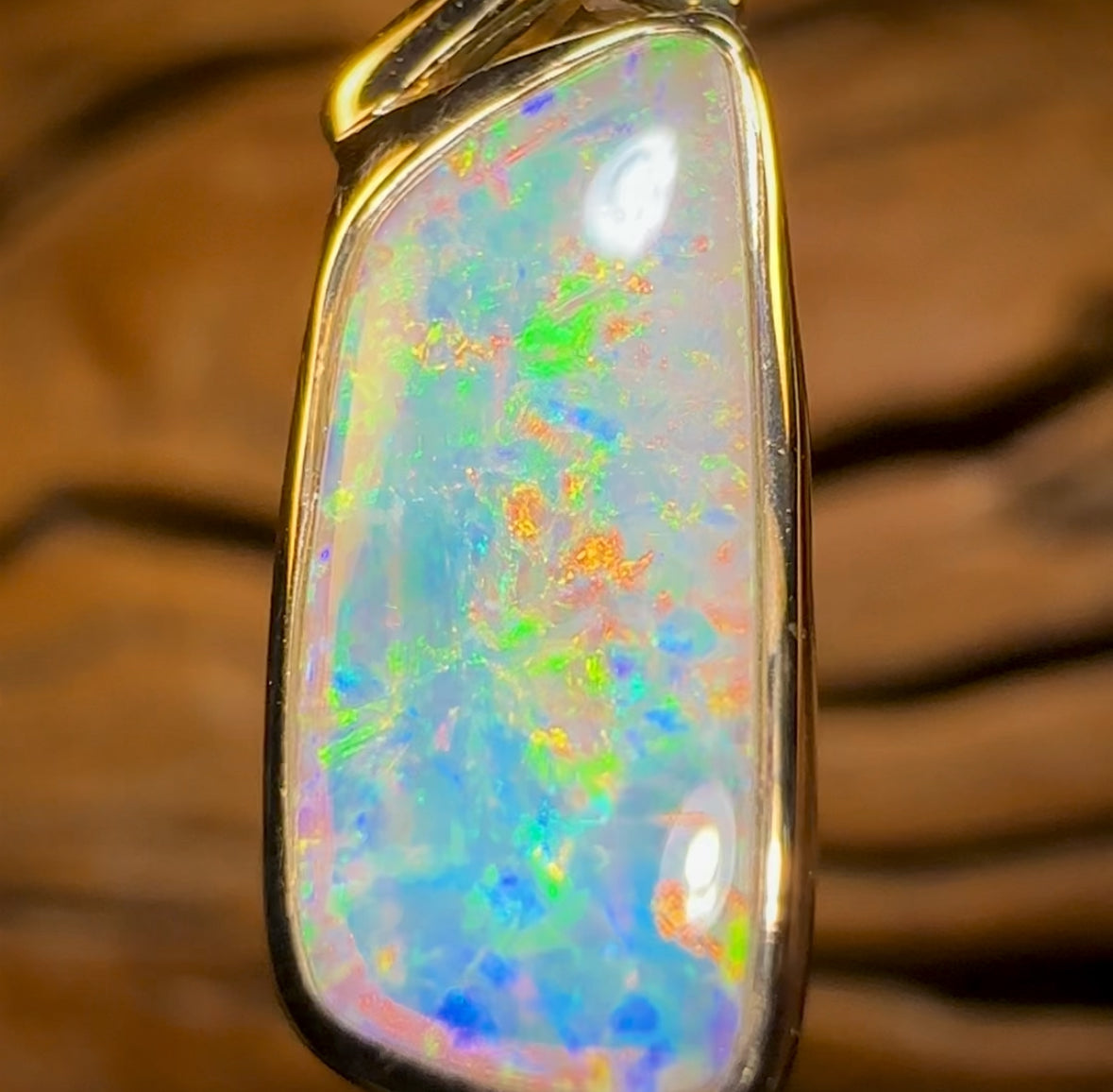 14k Gold - “Your Simply the best” Solid South Australian Crystal Opal Pendant