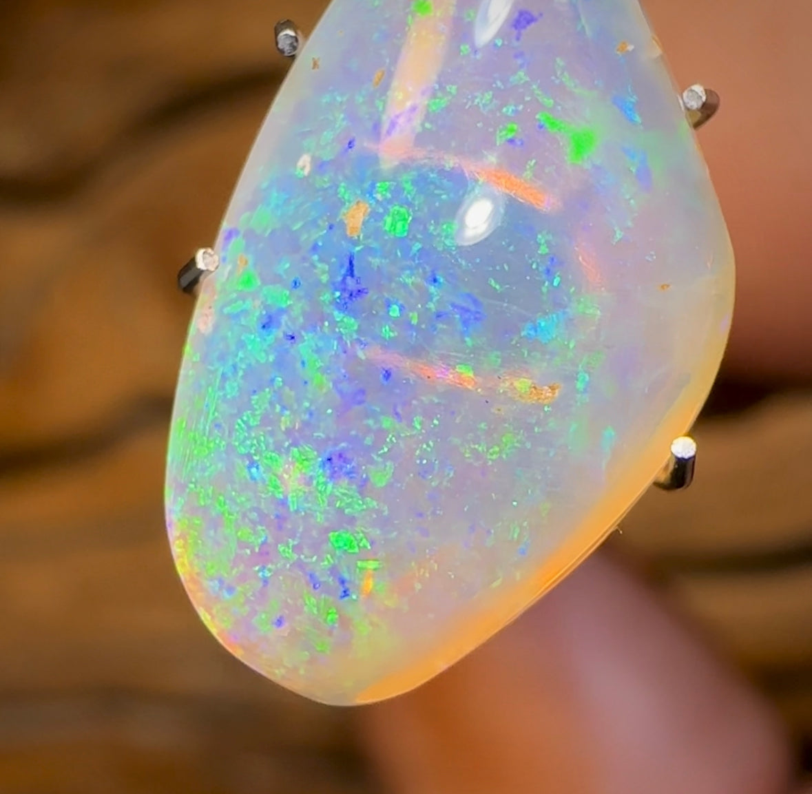 4.9cts - South Australian Rare Mintabie Crystal Opal - Opal Whisperers