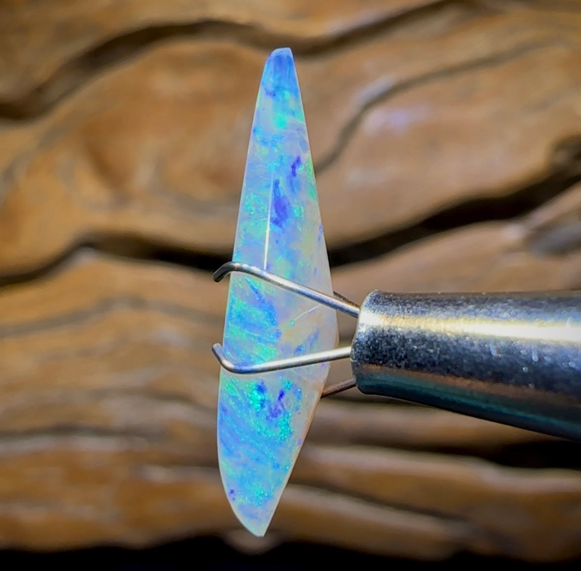 2.35cts - Rare Mintabie Crystal Opal. Decades Old ISAACS CUT - Opal Whisperers