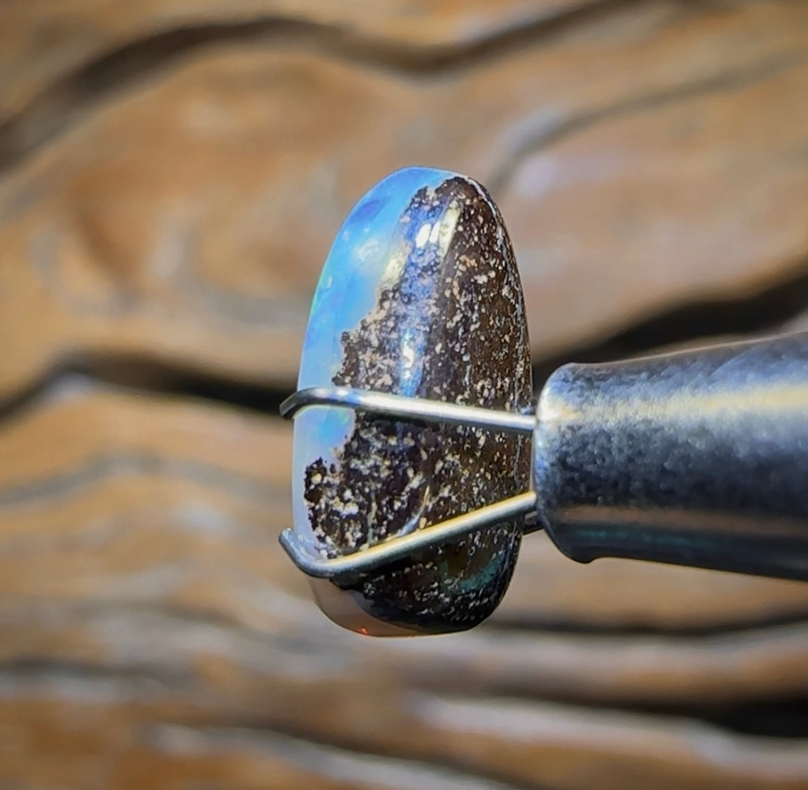 2.8cts - “Pastel Wave” Queensland Boulder Seam Opal