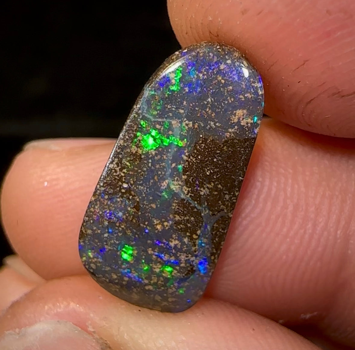8.4cts - Solid Natural Boulder Opal - Opal Whisperers