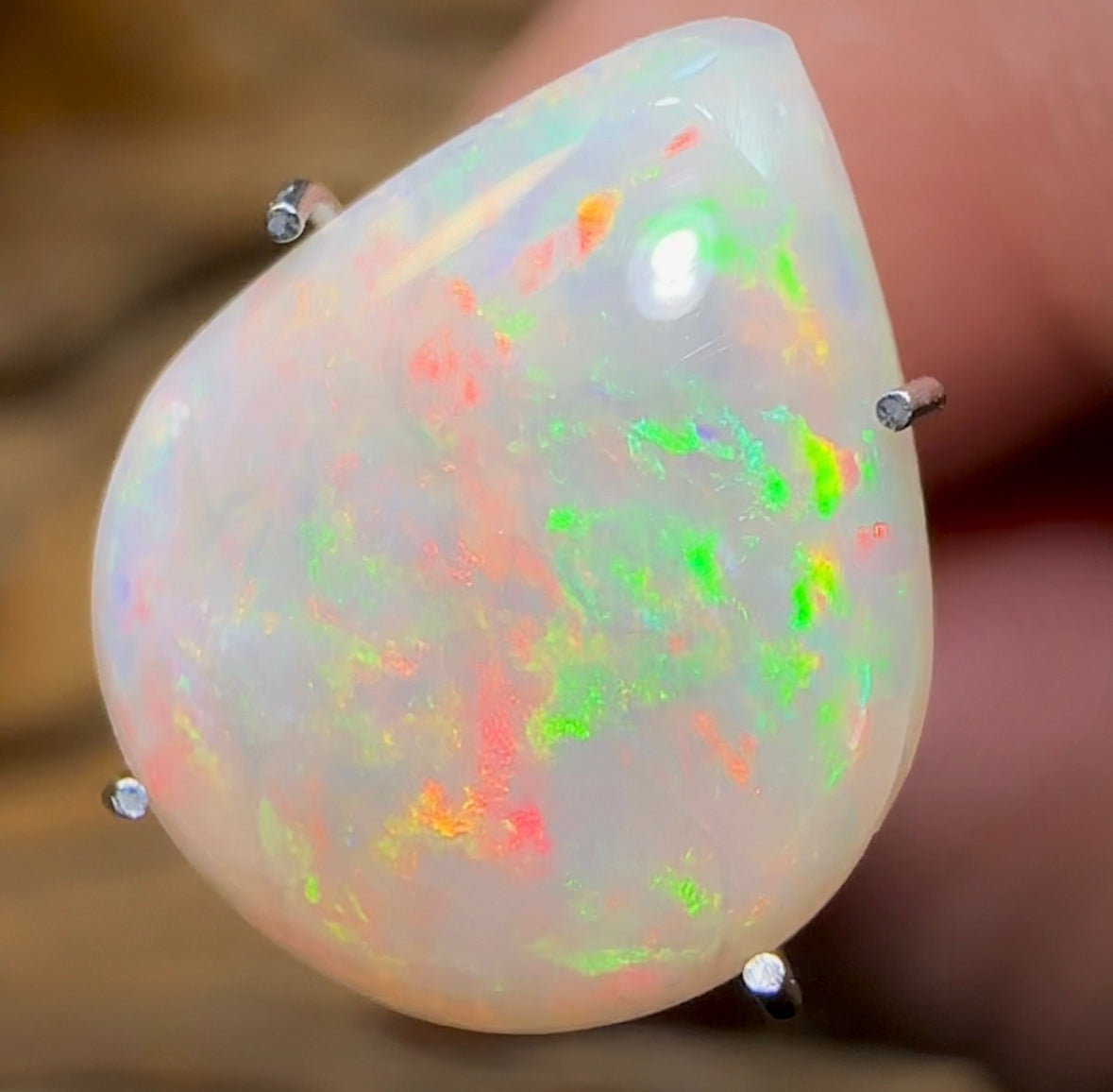 2.8cts - Lightning Ridge Crystal Opal - Opal Whisperers