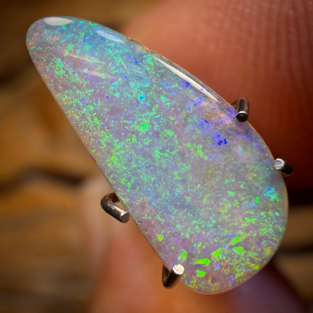 1.8cts - Solid Australian Boulder Pipe Opal