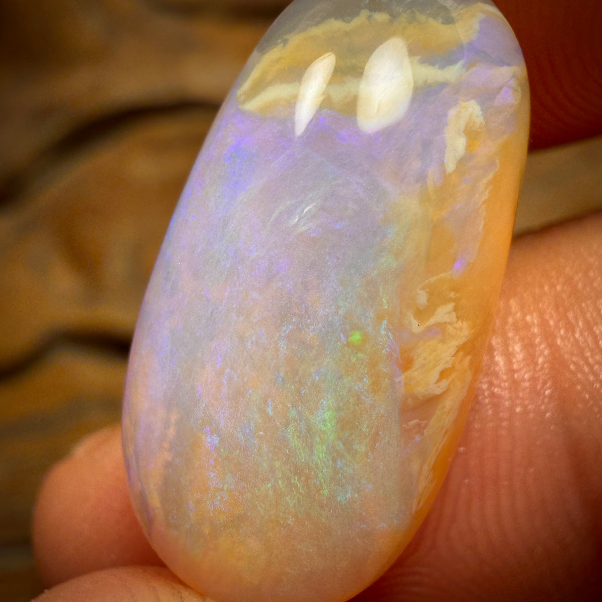 18.9cts - Solid Australian Boulder Pipe Crystal Opal