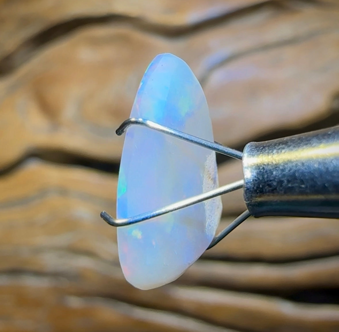 2.85cts - Rare Mintabie Crystal Opal - Opal Whisperers