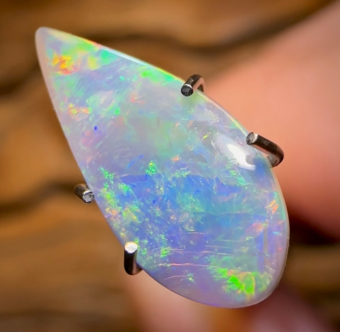 0.8cts - Lightning Ridge Black Crystal Opal - Opal Whisperers