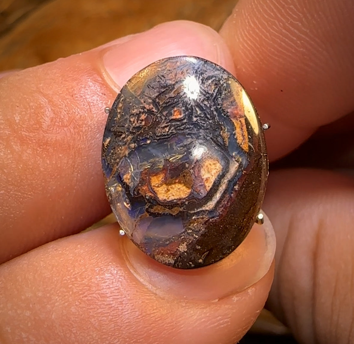 🔨 AUCTION 🔨 No Reserve 7.8cts - Tribal Queensland Boulder Opal
