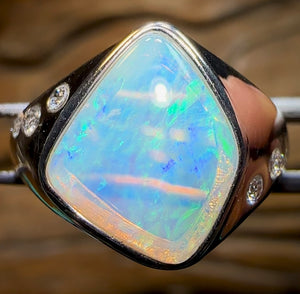 Sterling Silver - South Australian Crystal Opal Ring. Unisex Design