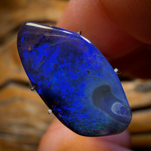 6cts - Queensland Boulder Seam Opal. Australian Opal Bargain
