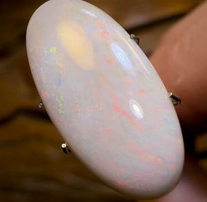 5.95cts - South Australian White Opal Big Bargain