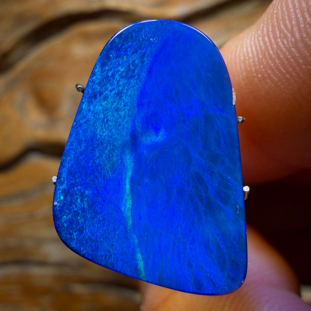 9.2cts - Australian Boulder Opal Doublet