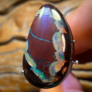 9.6cts - Yowah Nut Kernel Opal. Australian Boulder Opal