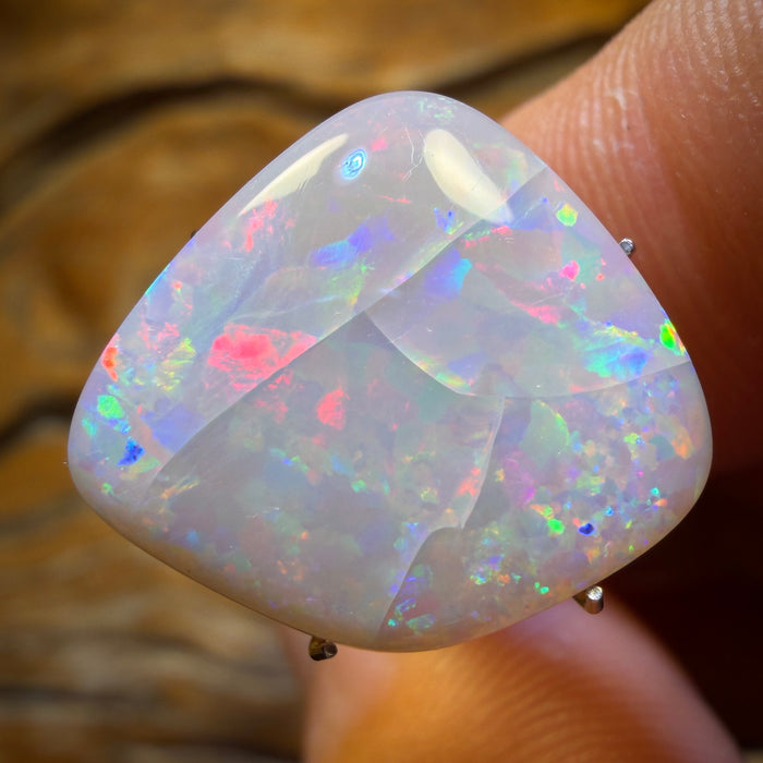 9.9cts - Rare South Australian Dark Opal from Mintabie