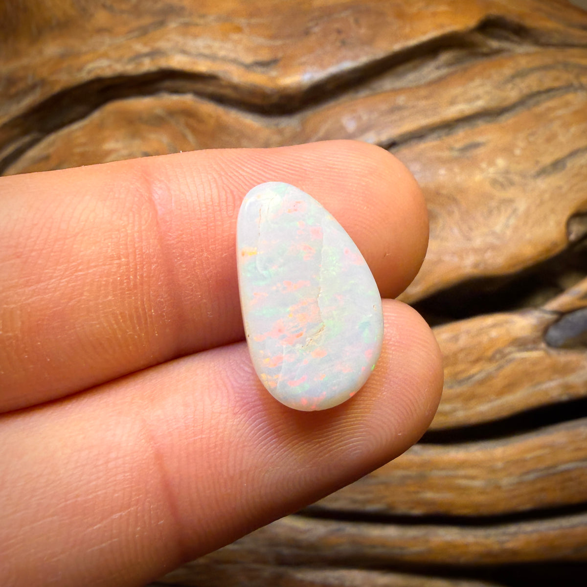 Wildcard! 7.1cts - South Australian White Opal from Coober Pedy