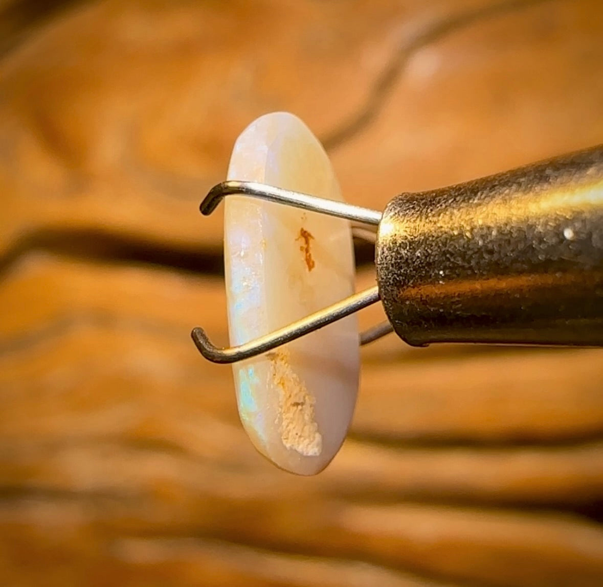 0.95cts - South Australian Semi Crystal Opal