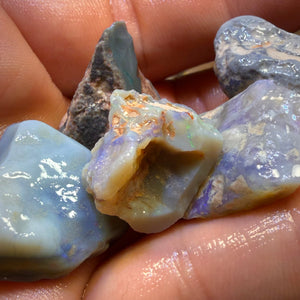 119.2cts - 5x Lightning Ridge Opal Rough Parcel