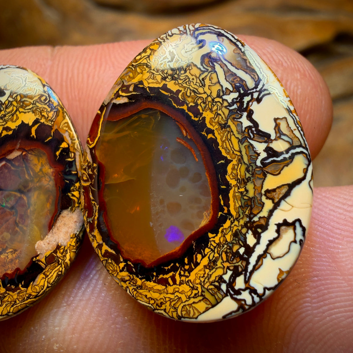 Auktion Nr. 36.1cts – Yowah-Nuss-Stammes-/Kristallzentrum-Opal-Paar