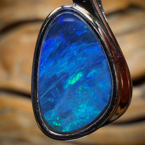Sterling Silver - Queensland Boulder Opal Doublet Pendant Perfect Gift ￼
