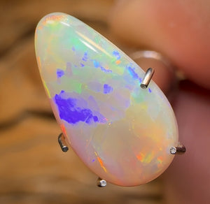 1.85cts - Lightning Ridge Dark Opal