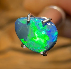 0.8cts - Lightning Ridge Black Opal Doublet Old School 30yr - Opal Whisperers