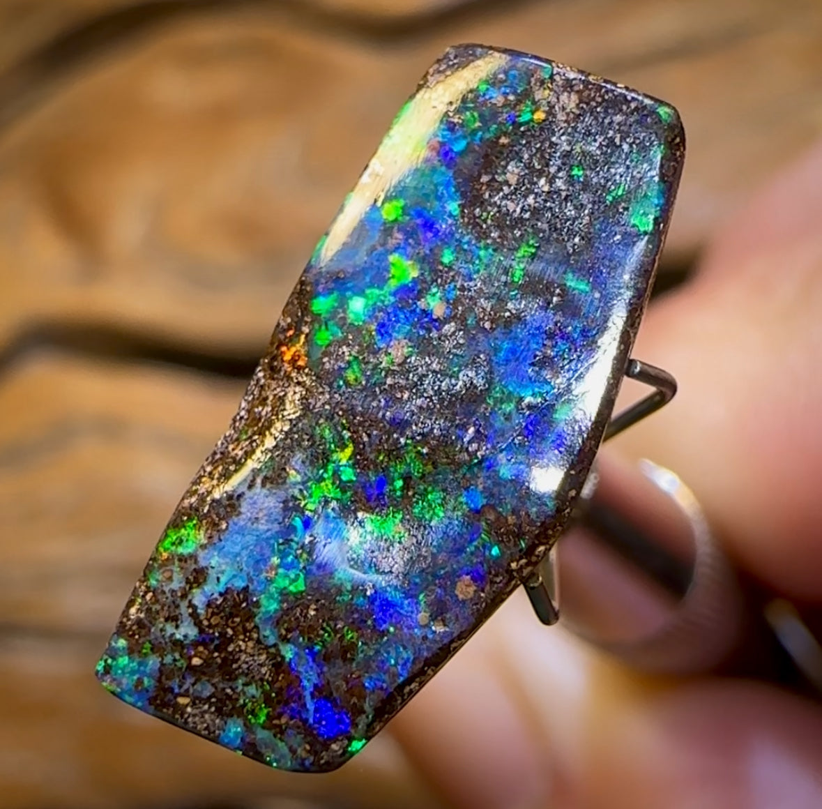5.5cts - Queensland Boulder Seam Opal