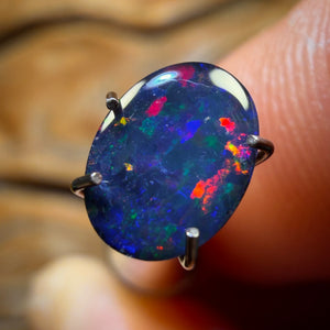 0.75cts - Australian Black Boulder Opal Doublet