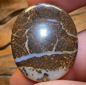 🔨 AUCTION 🔨 No Reserve 34.5cts - Queensland Boulder Seam Opal