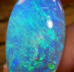 17.6cts - Australian Black Opal from Lightning Ridge