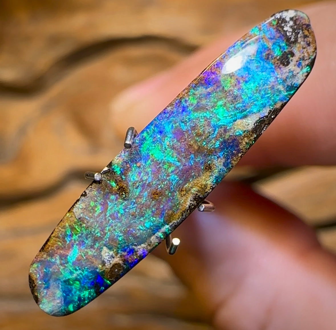 4.6cts - Australian Boulder Seam Opal - Opal Whisperers