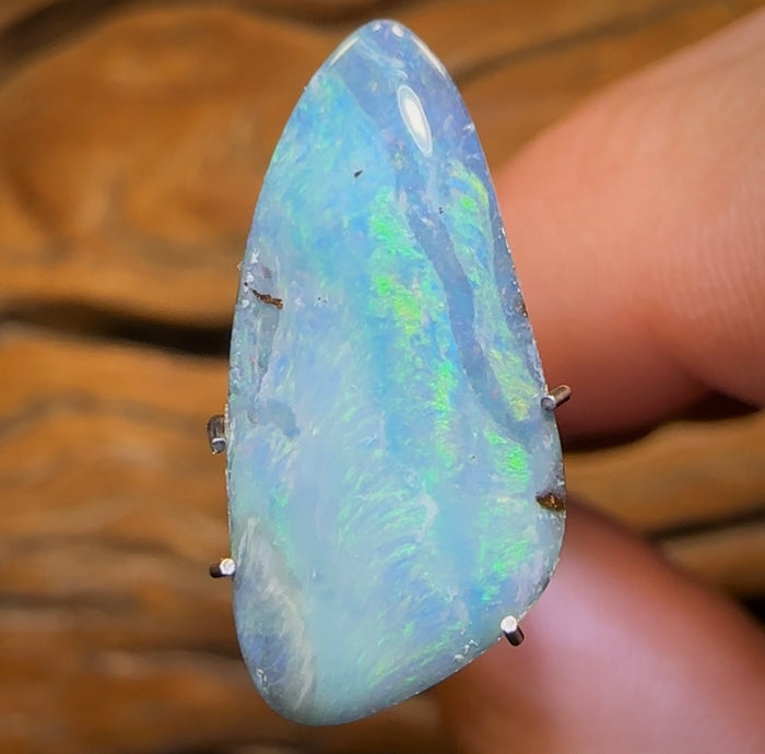 🔨 AUCTION 🔨 3.85cts - “Blue Mist”Queensland Boulder Seam Opal