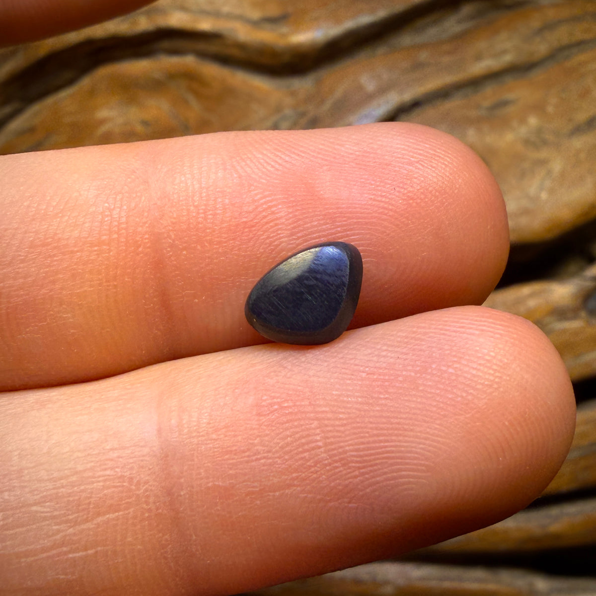Auktion Nr. 1.1cts - Lightning Ridge Opal-Doublette
