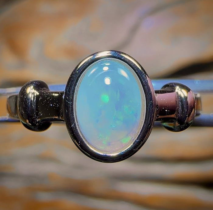 🔨 AUCTION 🔨 Sterling Silver - South Australian Crystal Opal Ring
