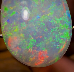 10.8cts - Large GEM Lightning Ridge Crystal Opal Heritage Collection