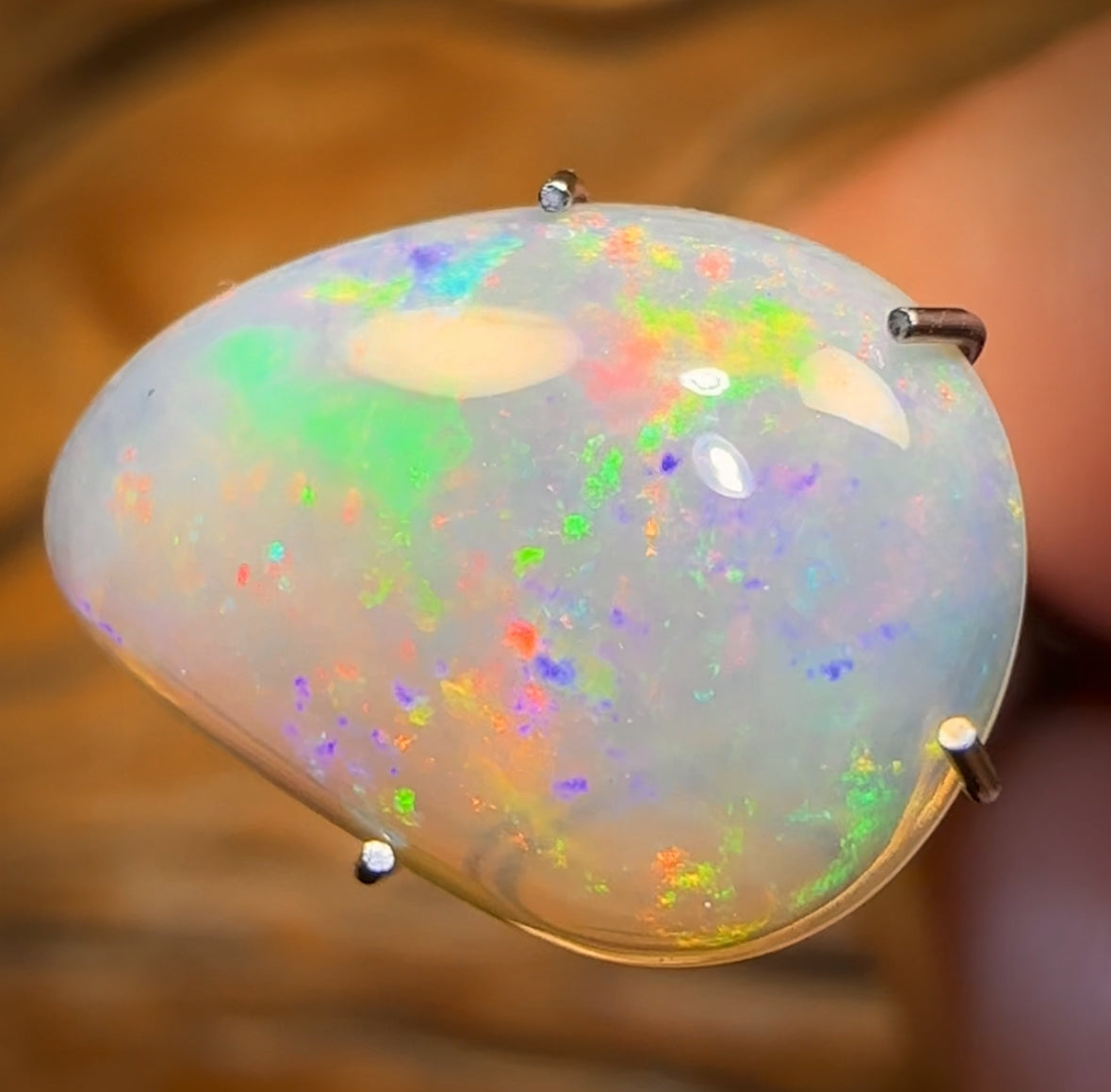 2.9cts - South Australian Crystal Opal from Andamooka