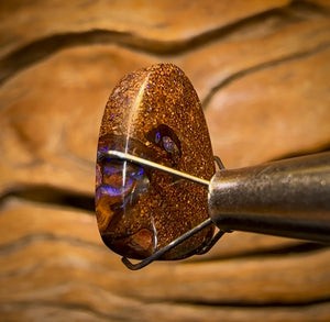 9.05cts - “Purple Bean”Yowah Nut Conglomerate Opal BARGAIN