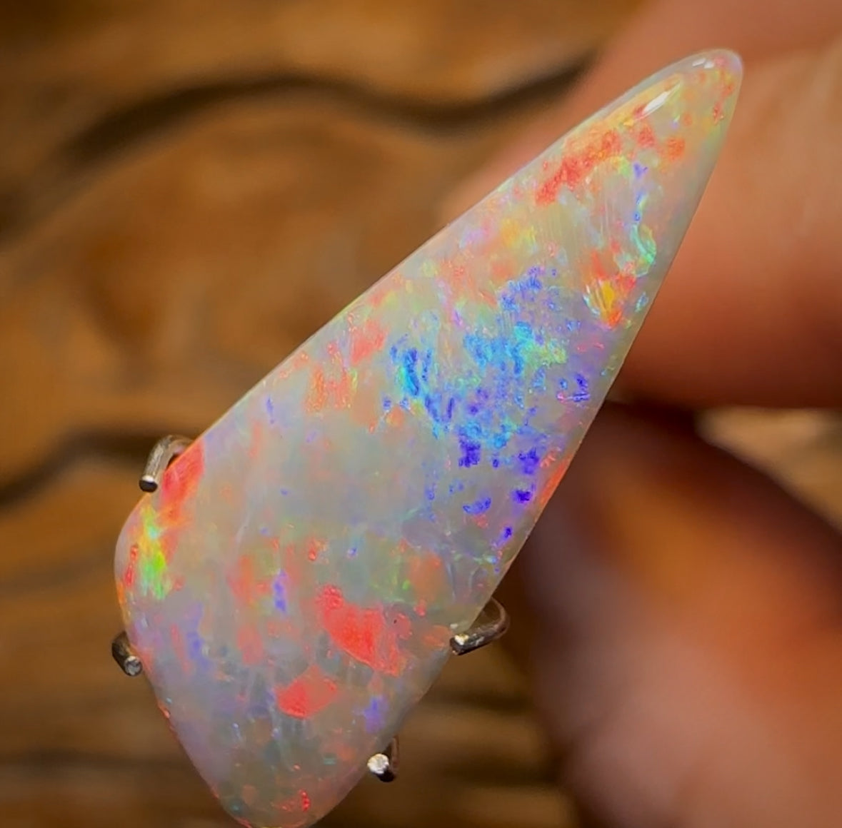 2.68cts - Lightning Ridge Light Opal. Double Sided Top Old School Material