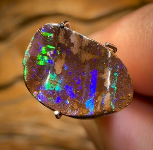 Auction Fall-Through = Your Gain! 🔥 Now More Than 50% Off RRP 🚨 2.85cts - Queensland Boulder Seam Opal