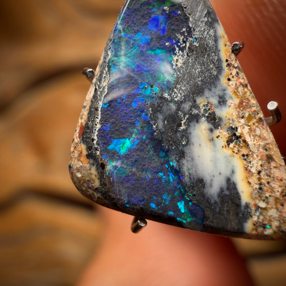 2.9cts - Solid Australian Boulder Pipe Opal