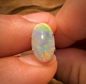 2.1cts - Lightning Ridge Dark Opal