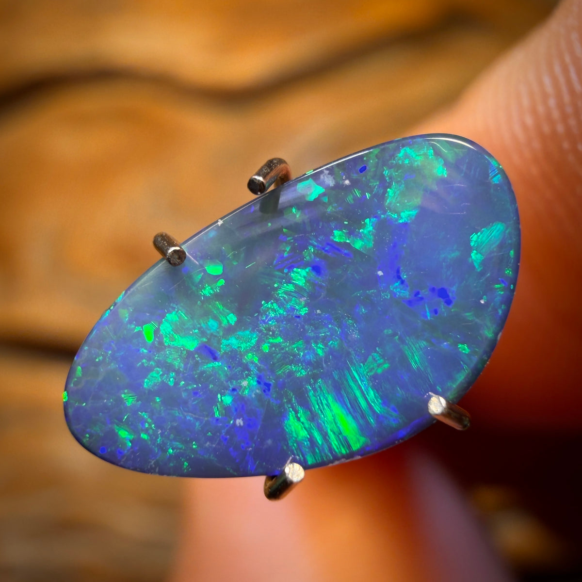 1.5cts - Australian Boulder Opal Doublet