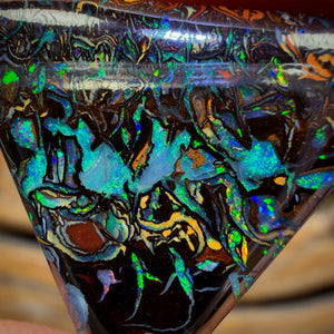 23.6cts - TOP Tribal Australian Boulder Opal
