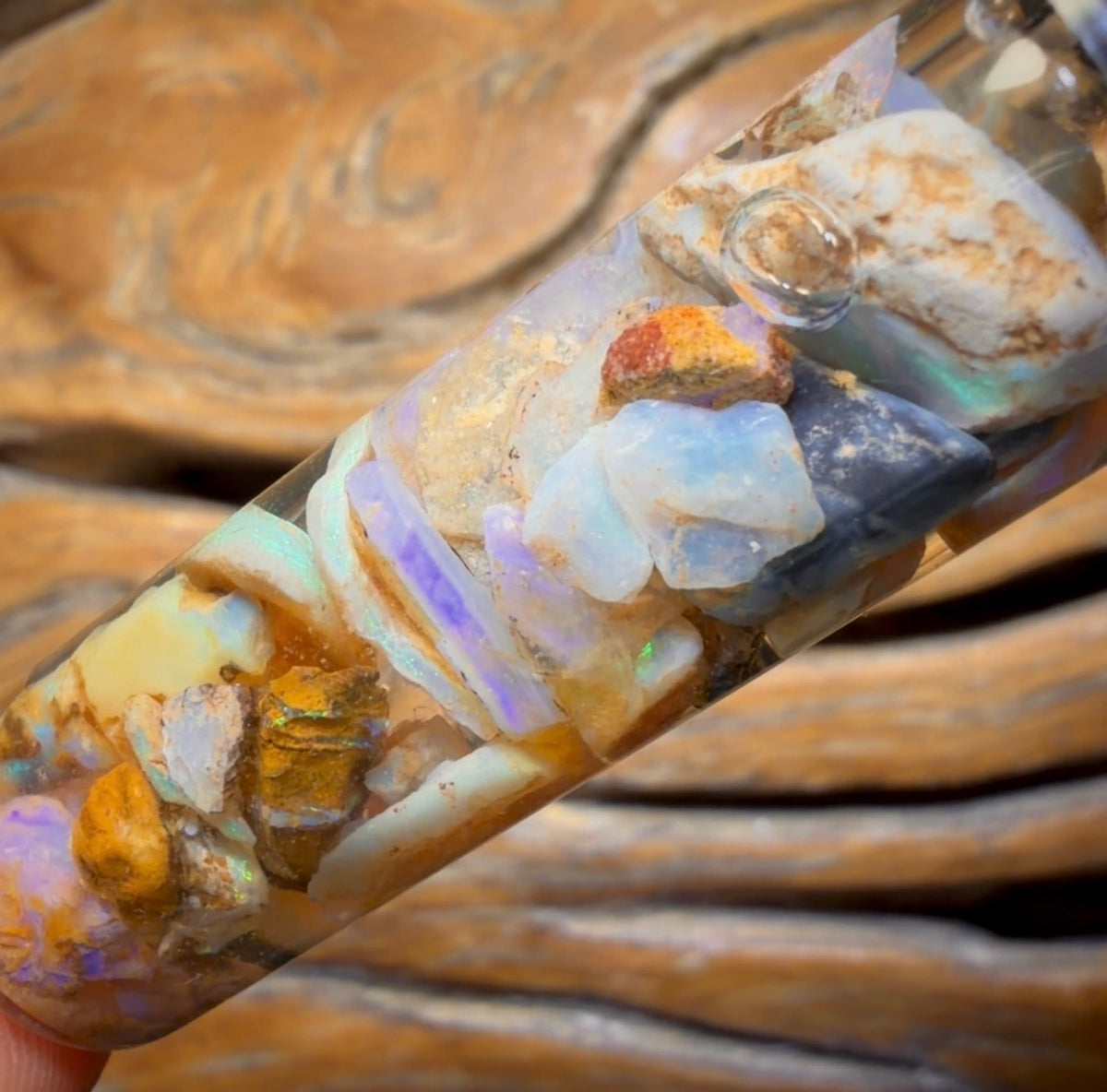 38,7 carats - Flacon d'opale brute australienne mélangée