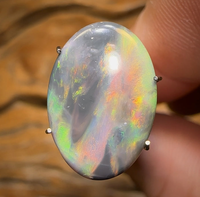 🔨 AUCTION 🔨 3.55cts - Amazing Lightning Ridge Black Opal With Orange