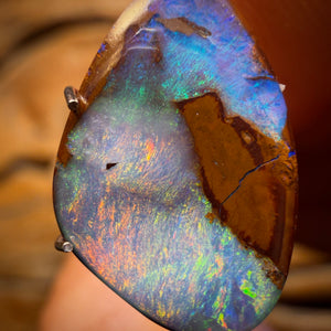 5.7cts - Queensland Boulder Seam Opal
