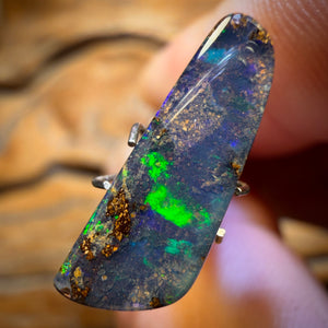 4cts - Queensland Black Boulder Seam Opal. Australian Opal Bargain
