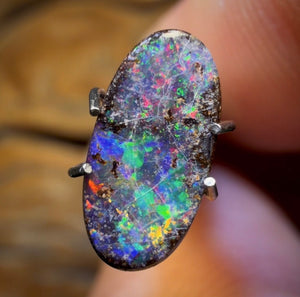 1.7cts - Queensland Boulder Seam Opal from Winton. Australian Opal