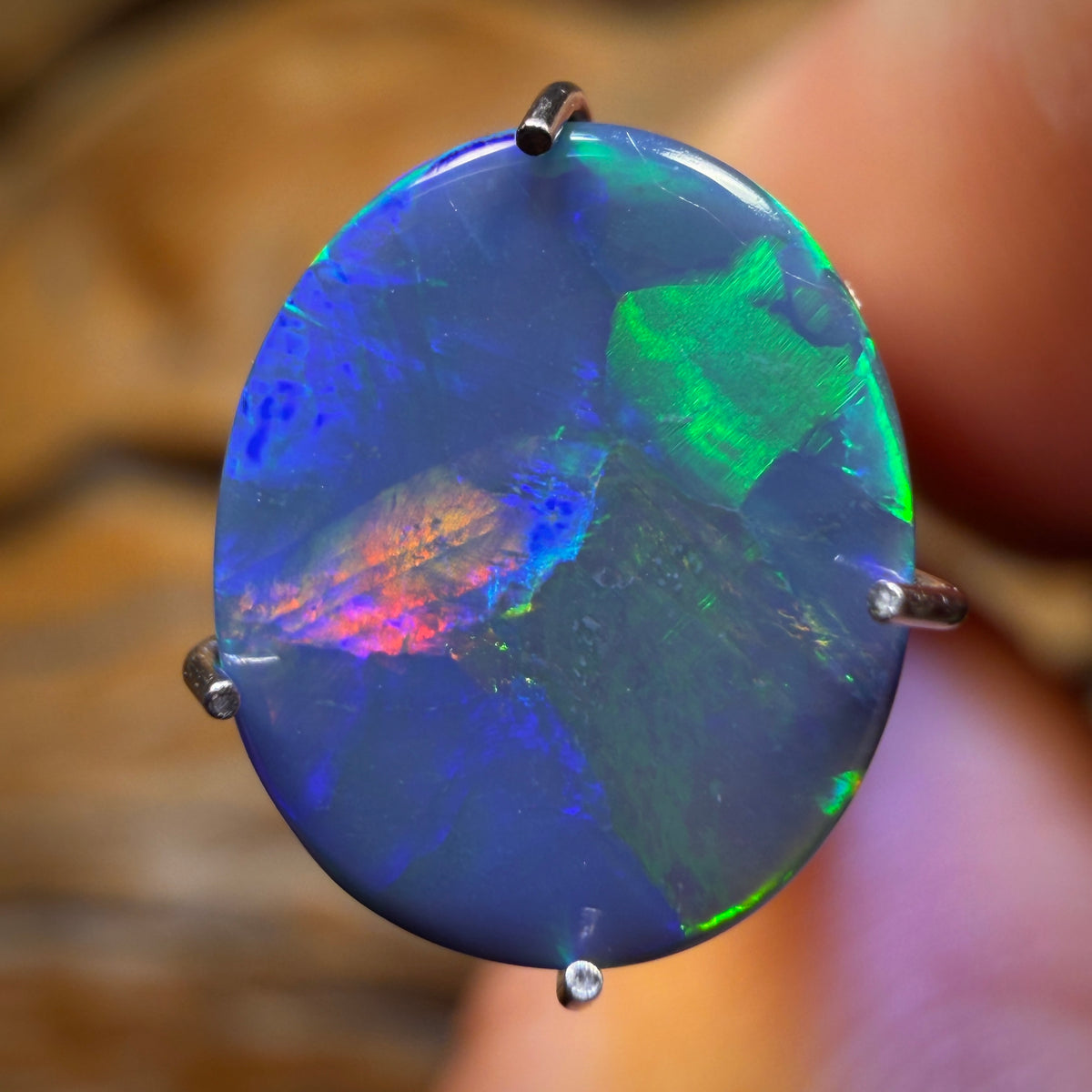1.1cts - Black Opal from Lightning Ridge