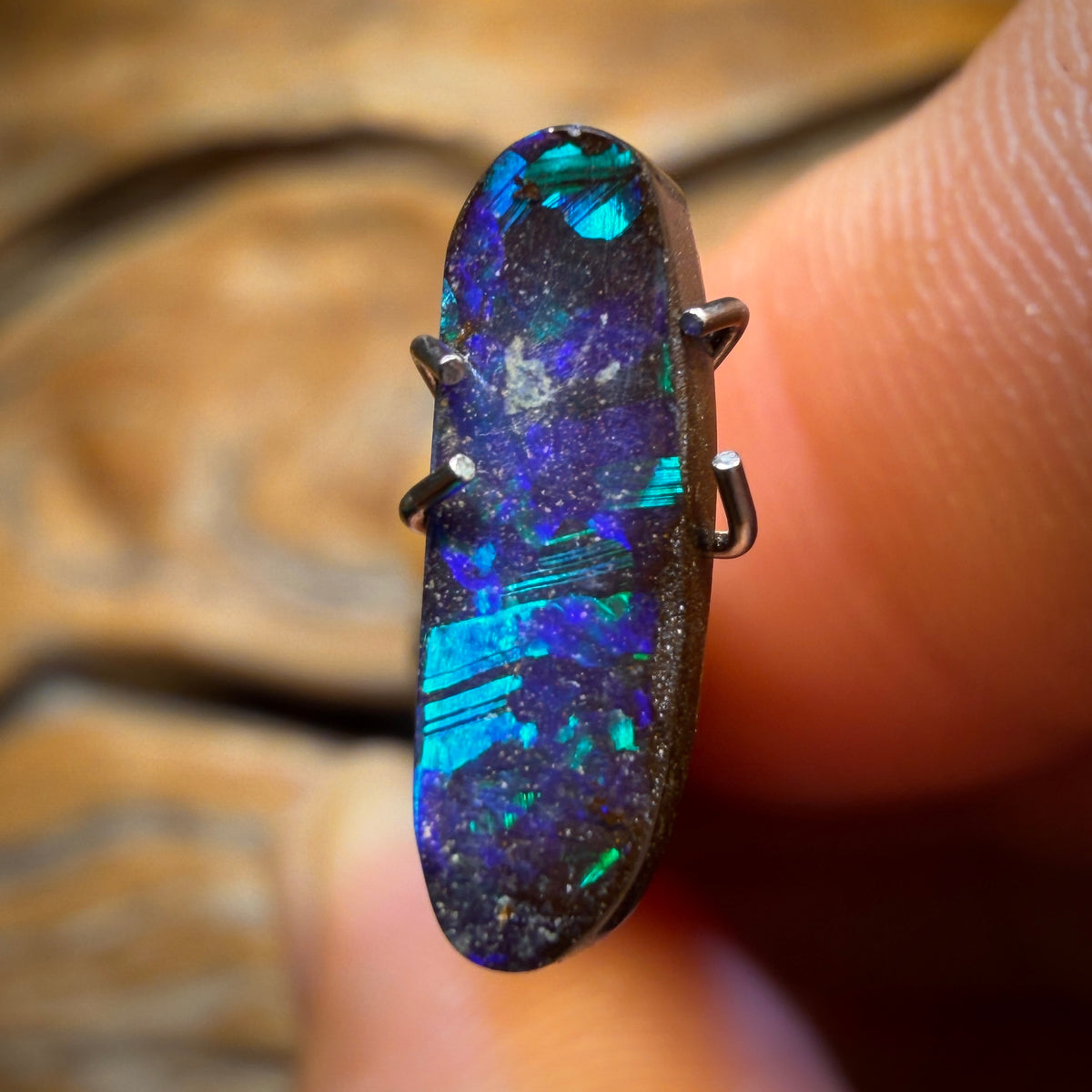 1.85cts - Australian Black Boulder Seam Opal from Queensland